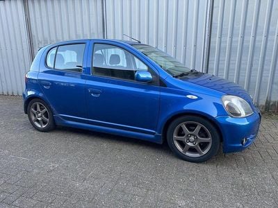 Blauw Occasion 2002 Toyota Yaris Sport Hatchback | € 3.250 (Eerlijke prijs)