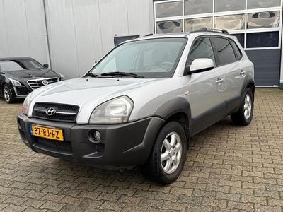 Grijs Occasion 2005 Hyundai Tucson Dynamiq SUV | € 5.895 (Duur)
