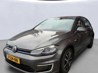 Indium grey Occasion 2020 VW e-Golf Hatchback | € 13.650