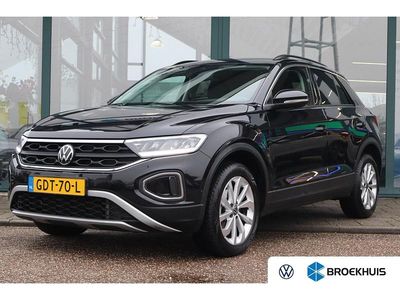 Zwart Gebruikt 2024 VW T-Roc Edition SUV | € 31.900 (Eerlijke prijs)