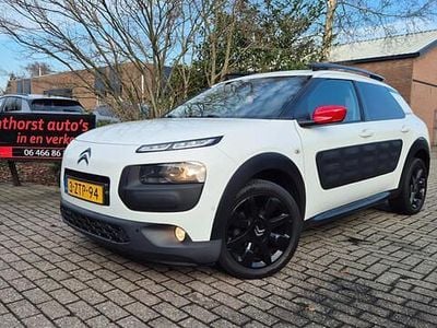 Wit (metallic) Occasion 2015 Citroën C4 Shine SUV | € 4.999 (Eerlijke prijs)