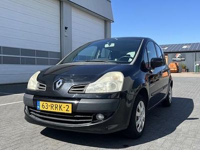 Zwart Occasion 2011 Renault Grand Modus Dynamique MPV | € 3.450 (Iets duurder)