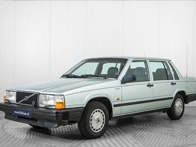 Occasion Volvo 740 116 PK (85 kW) 1987 Grijs Sedan