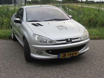 tweedehands Peugeot 206 1.6-16V QUIKSILVER