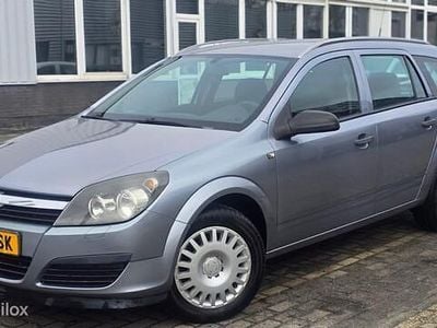 Occasion Opel Astra Essentia 125 PK (91 kW) 2006 Grijs Stationwagen