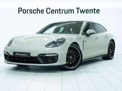 Porsche Panamera 4