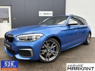 Blauw (metallic) Gebruikt 2018 BMW M140 Executive Hatchback | € 32.950 (Eerlijke prijs)