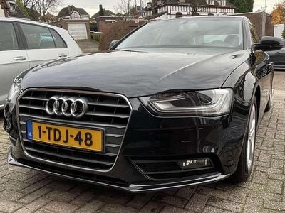 Zwart Gebruikt 2013 Audi A4 Sedan | € 9.000 (Eerlijke prijs)