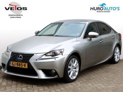 Lexus IS300h