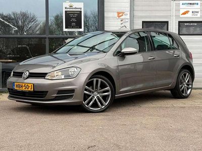 Grijs Occasion 2016 VW Golf VII Business Hatchback | € 13.999 (Eerlijke prijs)