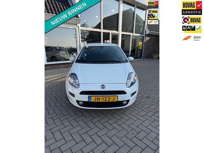 Wit Occasion 2016 Fiat Punto Evo Lounge Hatchback | € 6.250 (Eerlijke prijs)