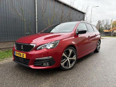Rood Gebruikt 2020 Peugeot 308 GT Stationwagen | € 15.450 (Iets duurder)