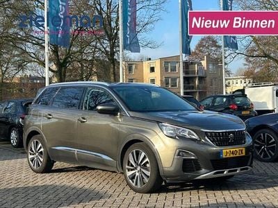 Grijs Occasion 2020 Peugeot 5008 Premium SUV | € 16.645 (Eerlijke prijs)