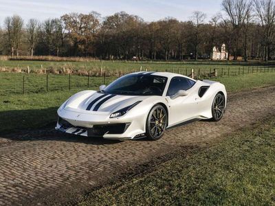 tweedehands Ferrari 488 3.9 Pista Atelier Full carbon + wheels