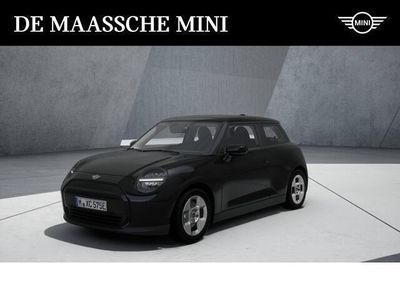 tweedehands Mini Cooper Hatchback E Essential 40.7 kWh / LED / Parking Ass