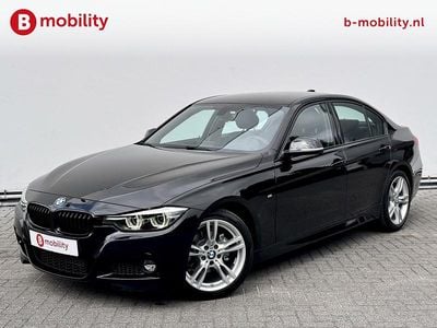Zwart Occasion 2019 BMW 318 M Sport Sedan | € 22.695 (Super prijs)