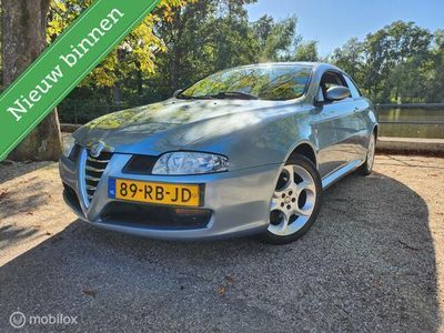 tweedehands Alfa Romeo GT 1.8 T.Spark Azzurro Gabbiano