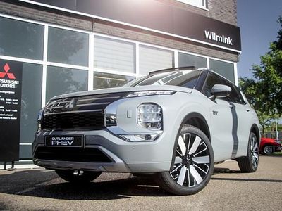 Nieuw Mitsubishi Outlander Instyle 136 PK (100 kW) 2025 Blauw SUV