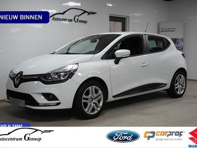 Wit Occasion 2019 Renault Clio IV Zen Hatchback | € 8.400 (Eerlijke prijs)