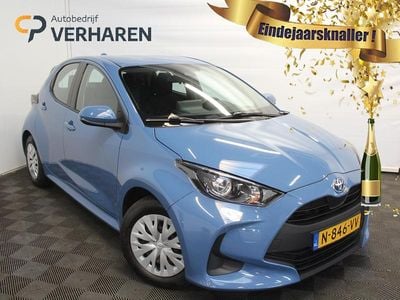 Blauw Gebruikt 2022 Toyota Yaris Hybrid Active Hatchback | € 15.900 (Goede deal)