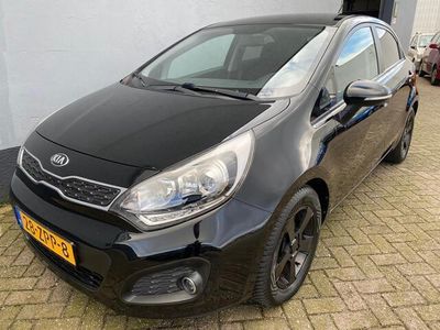 tweedehands Kia Rio 1.2 CVVT Design Edition - Airco - LMV