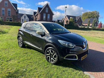 Zwart Gebruikt 2015 Renault Captur Dynamique SUV | € 7.950 (Goede deal)