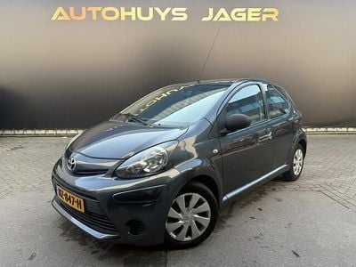 Occasion Toyota Aygo 68 PK (50 kW) 2014 Grijs Hatchback