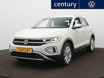 Grijs Occasion 2024 VW T-Roc Style SUV | € 32.995 (Eerlijke prijs)