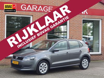 Grijs Gebruikt 2014 VW Polo Edition Hatchback | € 9.950 (Iets duurder)