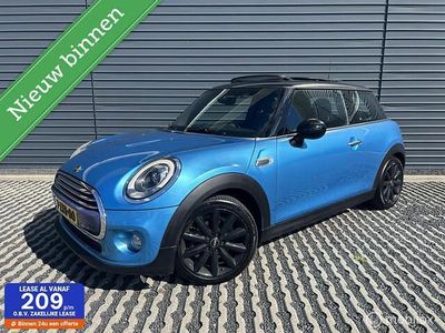 Blauw Gebruikt 2015 Mini Cooper Business Hatchback | € 12.930 (Eerlijke prijs)