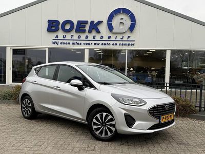 Grijs Occasion 2022 Ford Fiesta Titanium Hatchback | € 15.390 (Eerlijke prijs)
