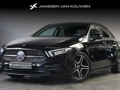 Zwart Gebruikt 2020 Mercedes A200 Business Sedan | € 26.945 (Iets duurder)