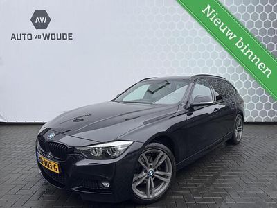 Zwart Occasion 2018 BMW 320 M Sport Stationwagen | € 18.950 (Eerlijke prijs)