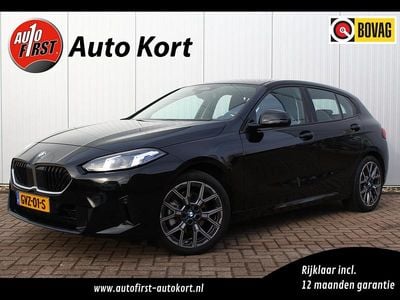 Zwart Occasion 2024 BMW 120 Hatchback | € 31.450 (Iets duurder)
