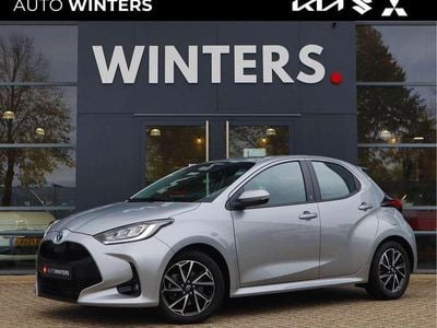 Grijs Gebruikt 2022 Toyota Yaris Hybrid Hatchback | € 22.815 (Eerlijke prijs)
