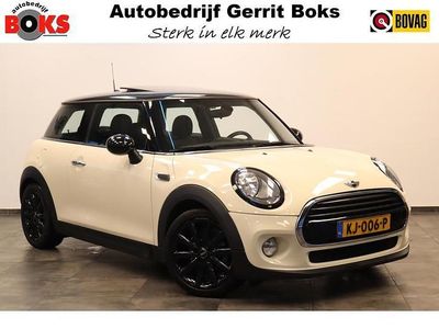 Wit Gebruikt 2016 Mini Cooper Business Hatchback | € 13.945 (Eerlijke prijs)