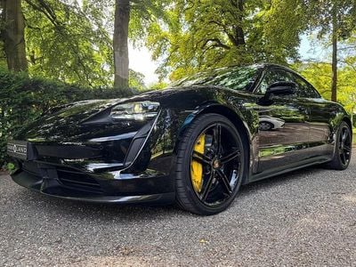 Zwart Gebruikt 2020 Porsche Taycan Turbo S Sedan | € 84.950