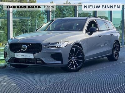 Grijs Occasion 2022 Volvo V60 Plus Stationwagen | € 47.950 (Duur)