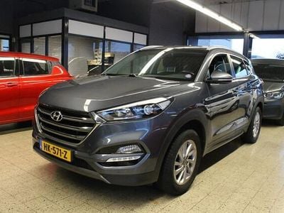 Grijs (metallic) Occasion 2015 Hyundai Tucson Comfort SUV | € 13.999 (Eerlijke prijs)