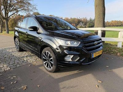 Occasion 2018 Ford Kuga ST-Line SUV | € 13.500 (Goede deal)