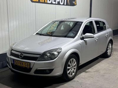 Occasion Opel Astra Enjoy 105 PK (77 kW) 2005 Grijs Hatchback