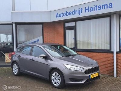Occasion Ford Focus Ambiente 86 PK (63 kW) 2015 Bruin (metallic) Hatchback
