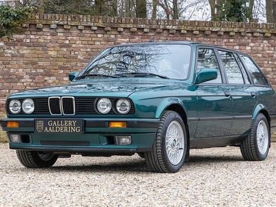 Groen Occasion 1993 BMW 316 Sport Line Stationwagen | € 32.500