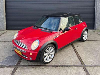 Rood Gebruikt 2006 Mini Cooper Hatchback | € 3.750 (Goede deal)