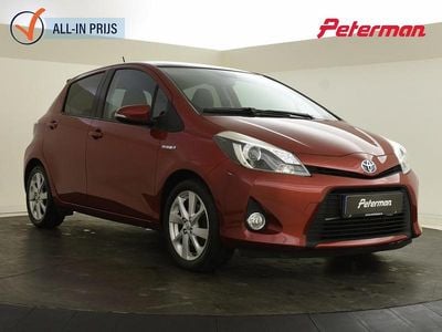 Rood Occasion 2016 Toyota Yaris Hybrid Hatchback | € 11.899 (Goede deal)
