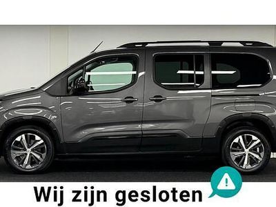 Grijs (metallic) Gebruikt 2022 Peugeot Rifter GTi MPV | € 32.995 (Iets duurder)