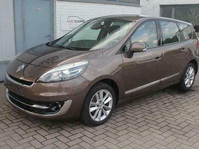 tweedehands Renault Grand Scénic III 1.5 dCi 5pl. + GPS + PDC voor- en achteraan