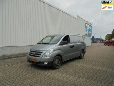 Hyundai H 300