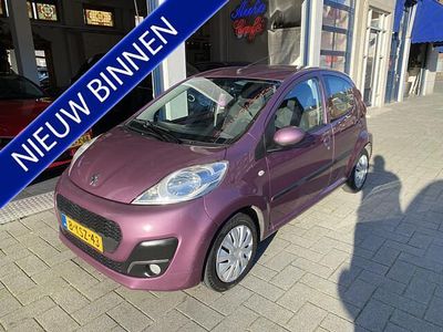 Paars Occasion 2012 Peugeot 107 Hatchback | € 2.199 (Goede deal)