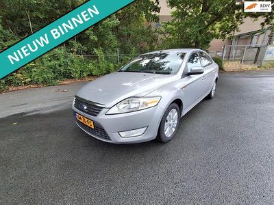 Grijs Gebruikt 2008 Ford Mondeo Ghia Hatchback | € 1.999 (Eerlijke prijs)